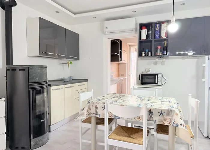 Se213 - Senigallia, Trilocale A Due Passi Dal Mare *